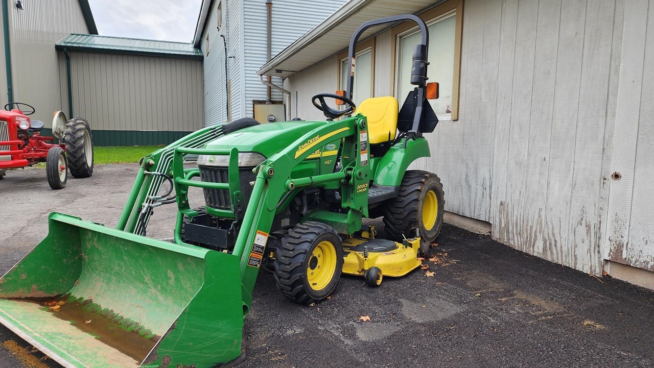 2009 John Deere 2305 Tractor - Compact Utility For Sale