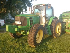 Tractor - Row Crop For Sale 2009 John Deere 7330 Cab Tractor - Row Crop For Sale 2009 John Deere 7330 Cab