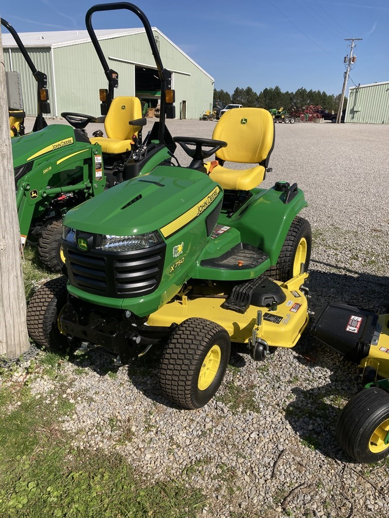 2022 John Deere X750 Riding Mower For Sale in Upper Sandusky Ohio