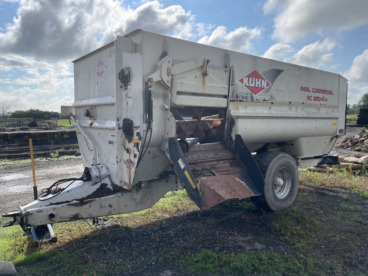 2012 Kuhn Knight RC 260 Helix Grinder Mixer For Sale