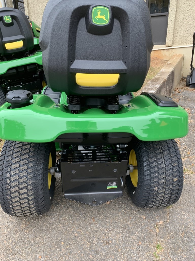 2022 John Deere X330 Riding Mower For Sale in Macon
