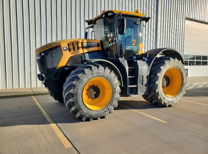 2017 JCB 8290 Tractor For Sale