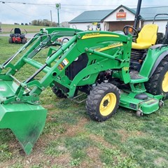2012 John Deere 3520 Tractor - Compact Utility For Sale