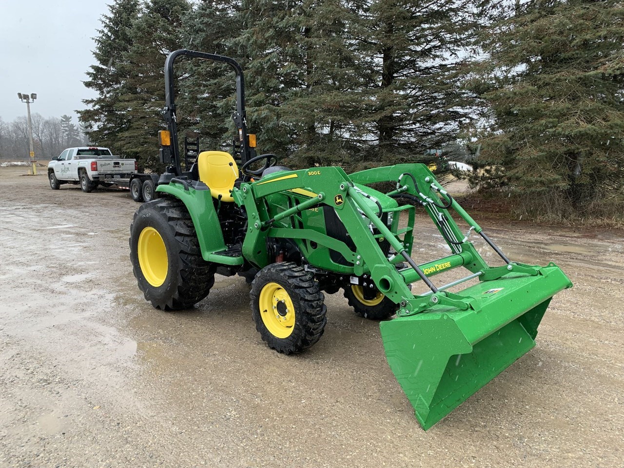2022 John Deere 3038E Compact Utility Tractor For Sale in Portland Michigan