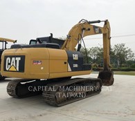 2017 Caterpillar 320D2 Thumbnail 3