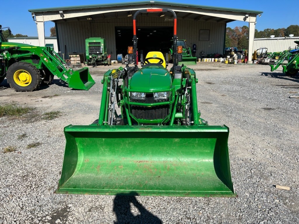 John Deere 2032R Compact Utility Tractor For Sale in Kensett Arkansas