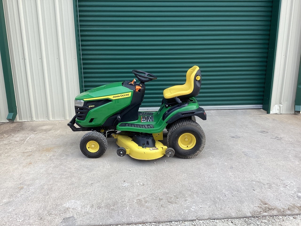 2022 John Deere S160 Riding Mower For Sale in Nacogdoches Texas