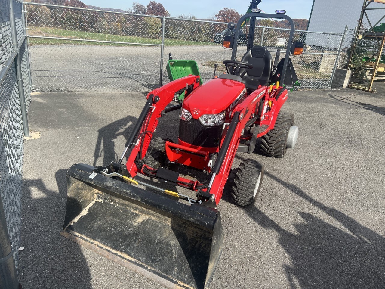 2019 Massey Ferguson GC1725M Tractor - Compact Utility For Sale