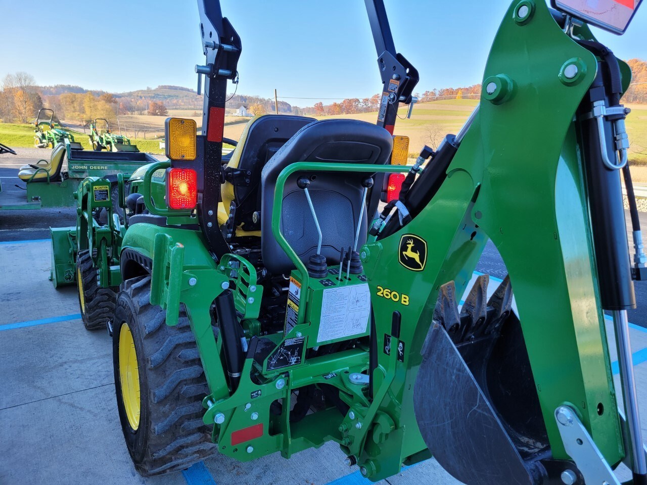 2022 John Deere 2025R Tractor - Compact Utility For Sale