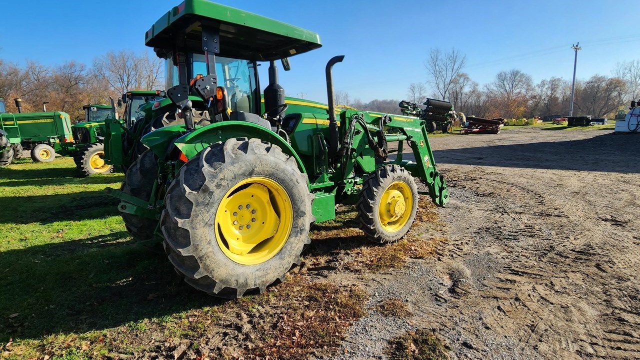 2019 John Deere 5075E Tractor - Utility For Sale