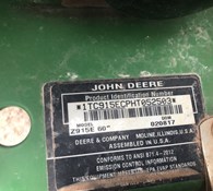 2017 John Deere Z915E Thumbnail 2