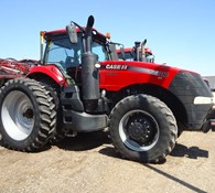 2019 Case IH 310 MAGNUM Thumbnail 1