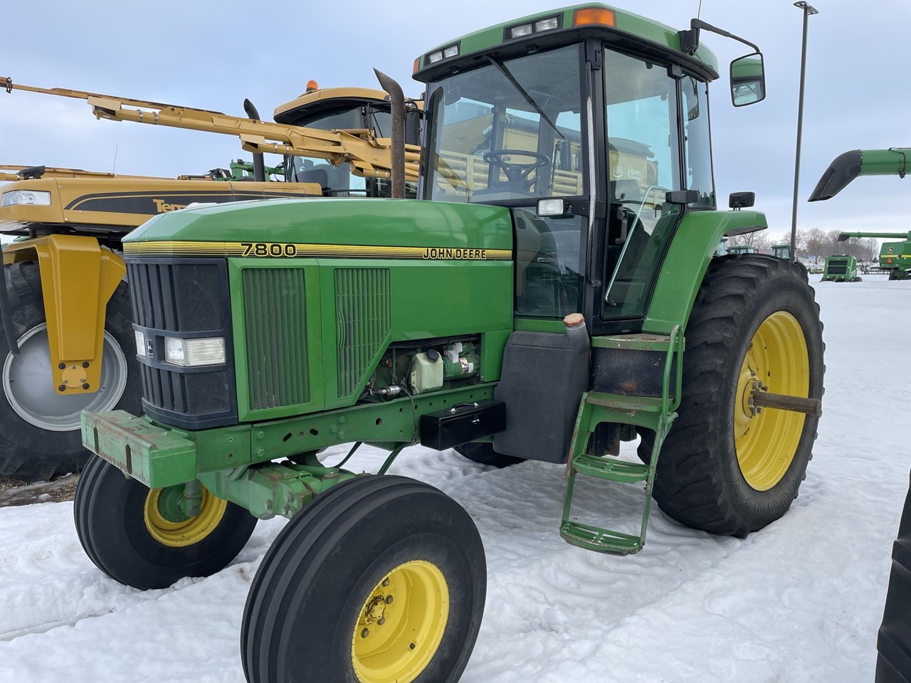 1994 John Deere 7800 Tractor Row Crop For Sale in Luverne Minnesota
