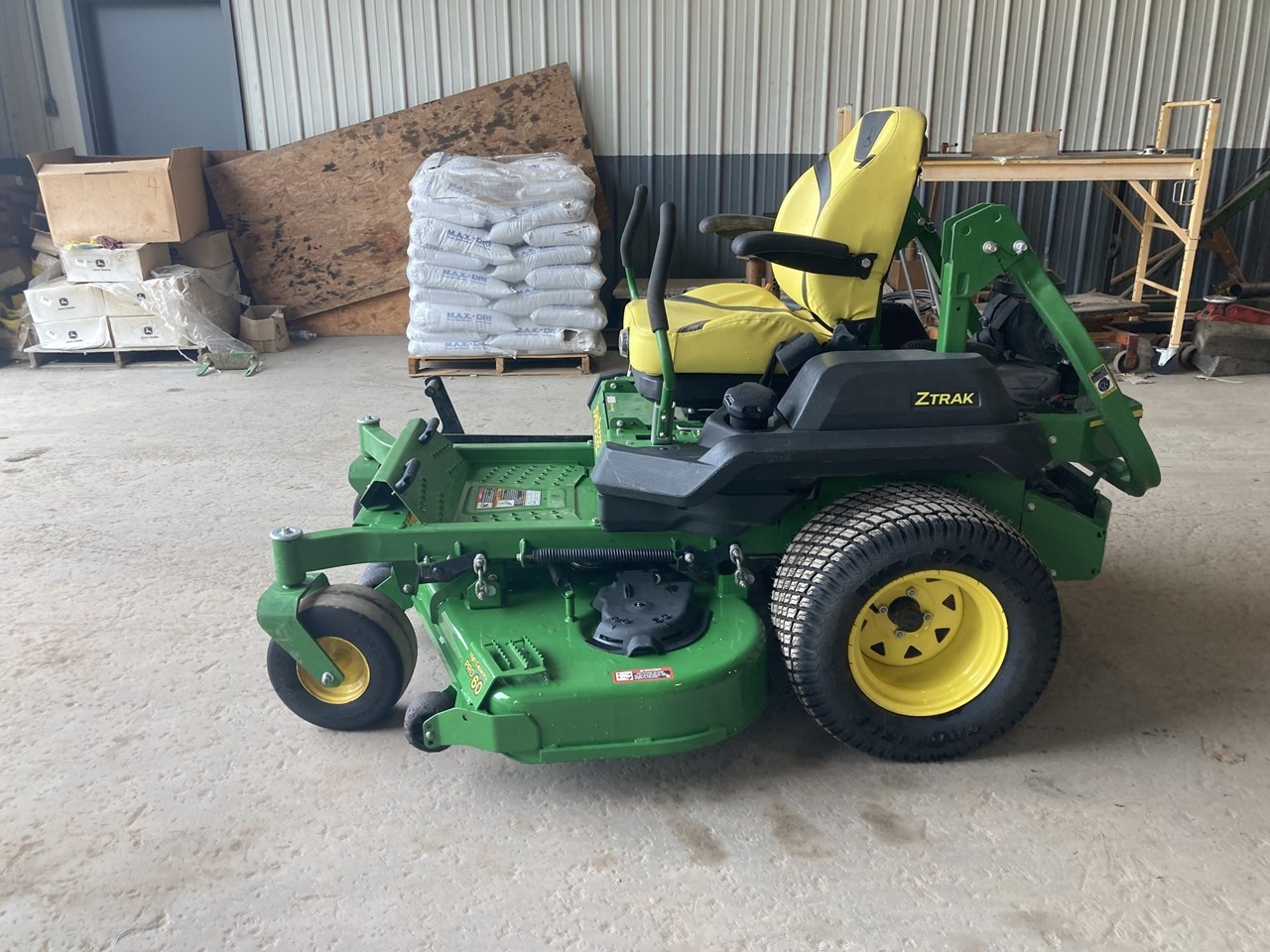 2022 John Deere Z740R Zero Turn Mower For Sale in Blytheville Arkansas