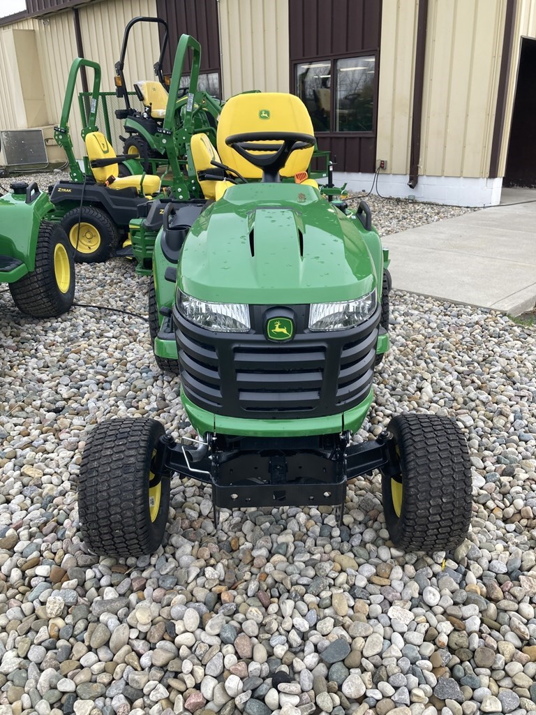 2022 John Deere X750 Riding Mower For Sale in Bowling Green Ohio