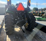 2023 John Deere 3025E Thumbnail 4