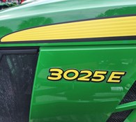 2023 John Deere 3025E Thumbnail 8