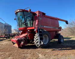 Combine For Sale: Case IH 2588