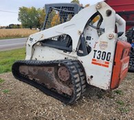 2004 Bobcat T300 Thumbnail 3