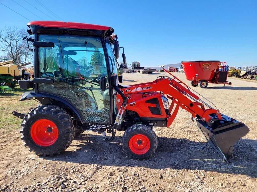 2021 Kioti CX2510 HST Compact Utility Tractor VerkaufMountain Grove