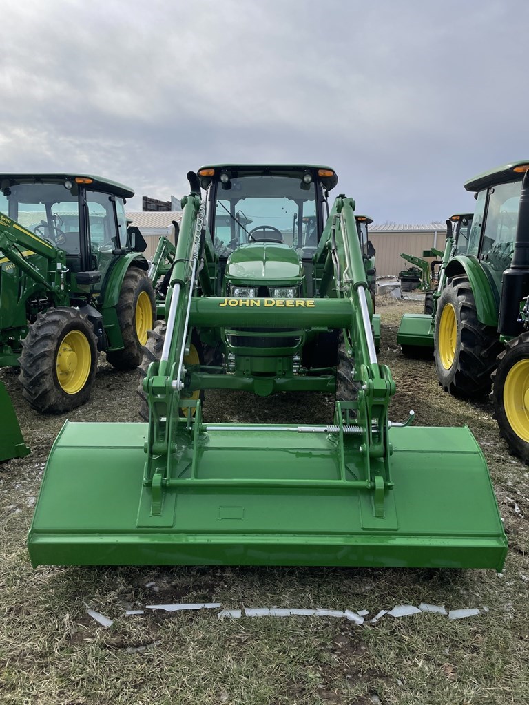 2022 John Deere 5100E Utility Tractor For Sale in Steeleville Illinois
