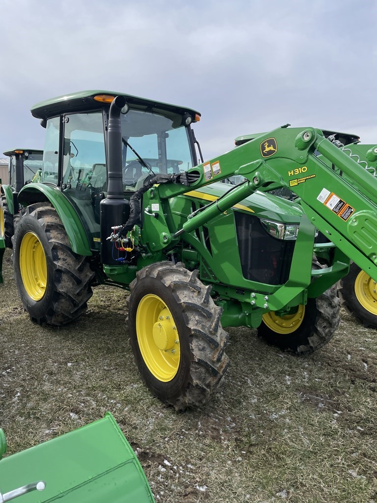 2022 John Deere 5100E Utility Tractor For Sale in Steeleville Illinois
