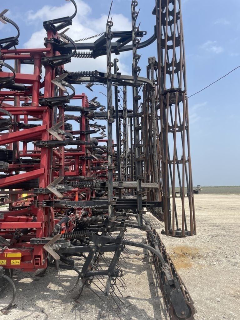 2018 Case IH Field Cultivators TigerMate 255, DoubleFold Field