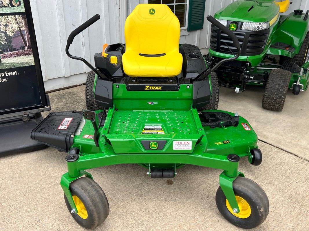 2024 John Deere Z325E - 54