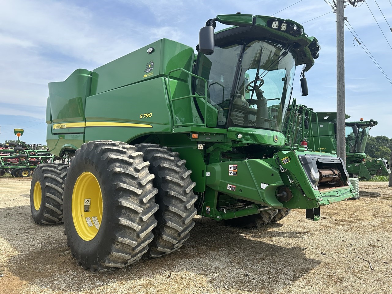 2022 John Deere S790 دمج برسم البيعWanamingo Minnesota