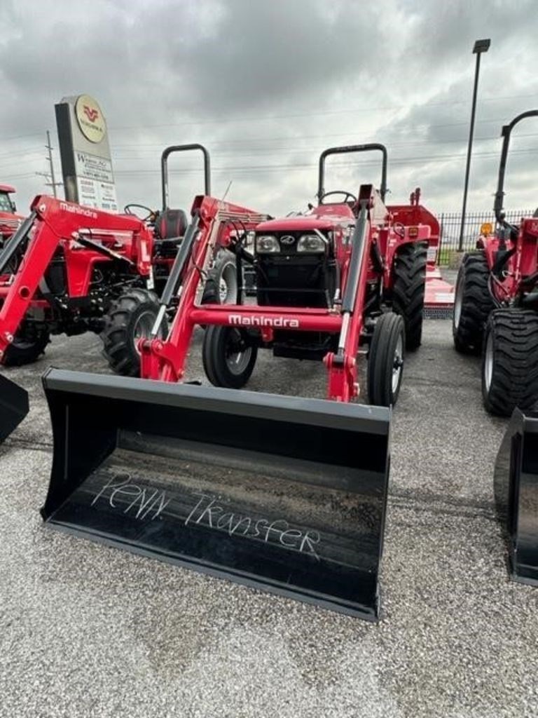 2022 Mahindra 4540 Tractor For Sale in Wakarusa Indiana