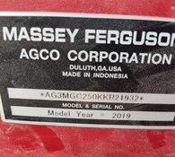 2019 Massey Ferguson GC1725M Thumbnail 7