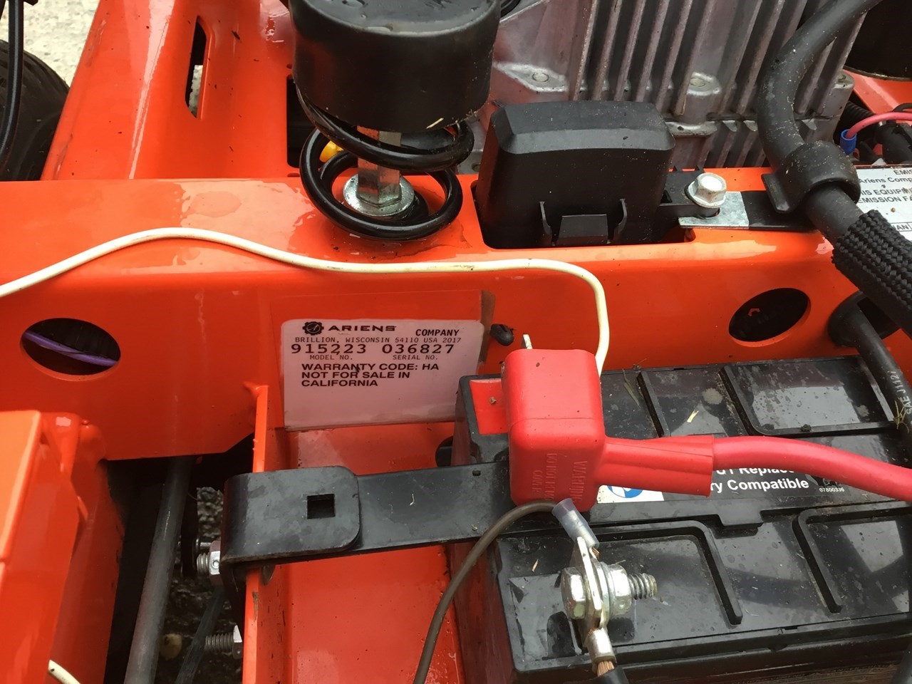 2017 Ariens IKON X52 Zero Turn Mower برسم البيعTerrell Texas