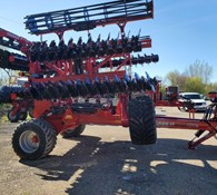 2022 Case IH 475 Thumbnail 2