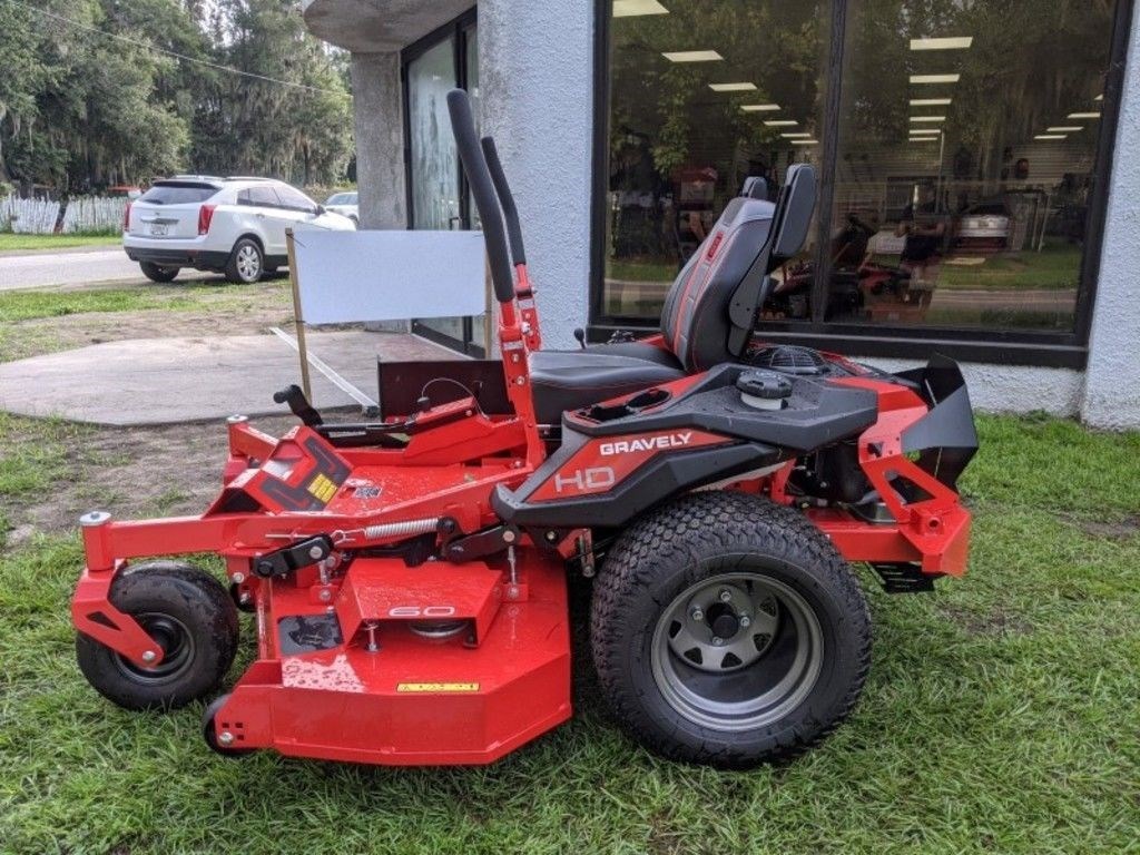 2023 Gravely ZT HD 60" Kawasaki® FR730V Zero Turn Mower برسم البيع