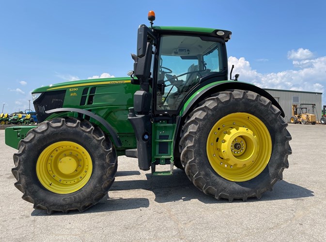 2020 John Deere 6230R Tractor - Row Crop For Sale