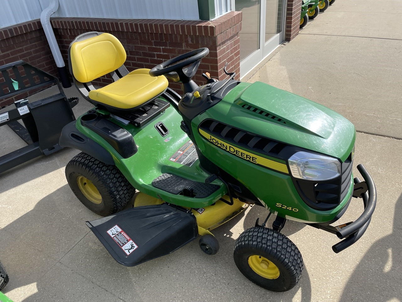 2017 John Deere S240 Riding Mower For Sale in Montfort Wisconsin
