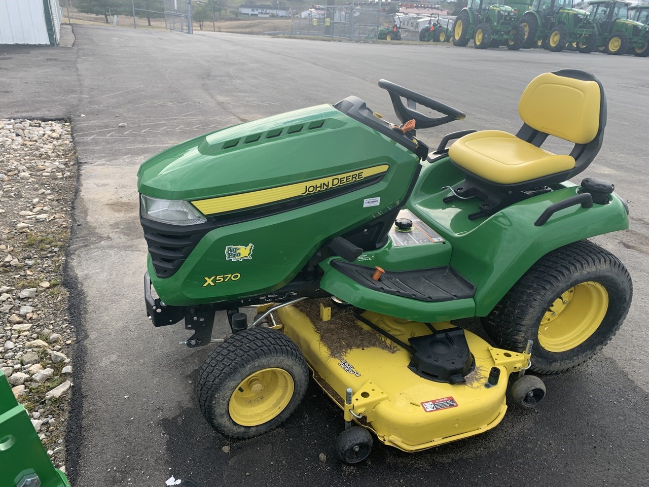 2022 John Deere X570 Riding Mower For Sale in Flemingsburg Kentucky