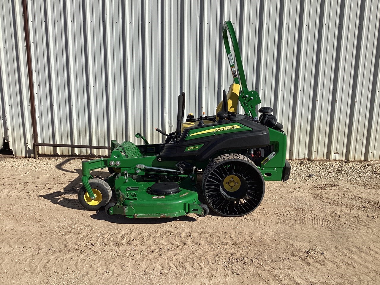 2019 John Deere Z950M Zero Turn Mower For Sale in Seymour Texas