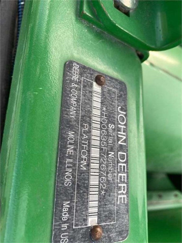 John Deere 635F Header/Platform برسم البيعQuincy Illinois