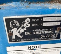 2002 Kinze 840 Thumbnail 4