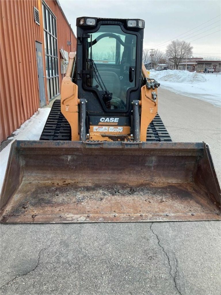 2014 Case TV380 Skid SteerTrack برسم البيعKalispell Montana