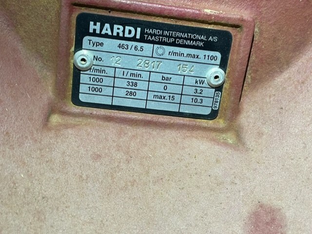 Hardi Navigator 4000 Sprayer-Pull Type For Sale