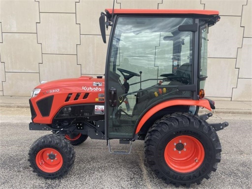 2023 Kubota LX3310HSDC Compact Utility Tractor For Sale in Barneveld