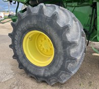 2015 John Deere S690 Thumbnail 17