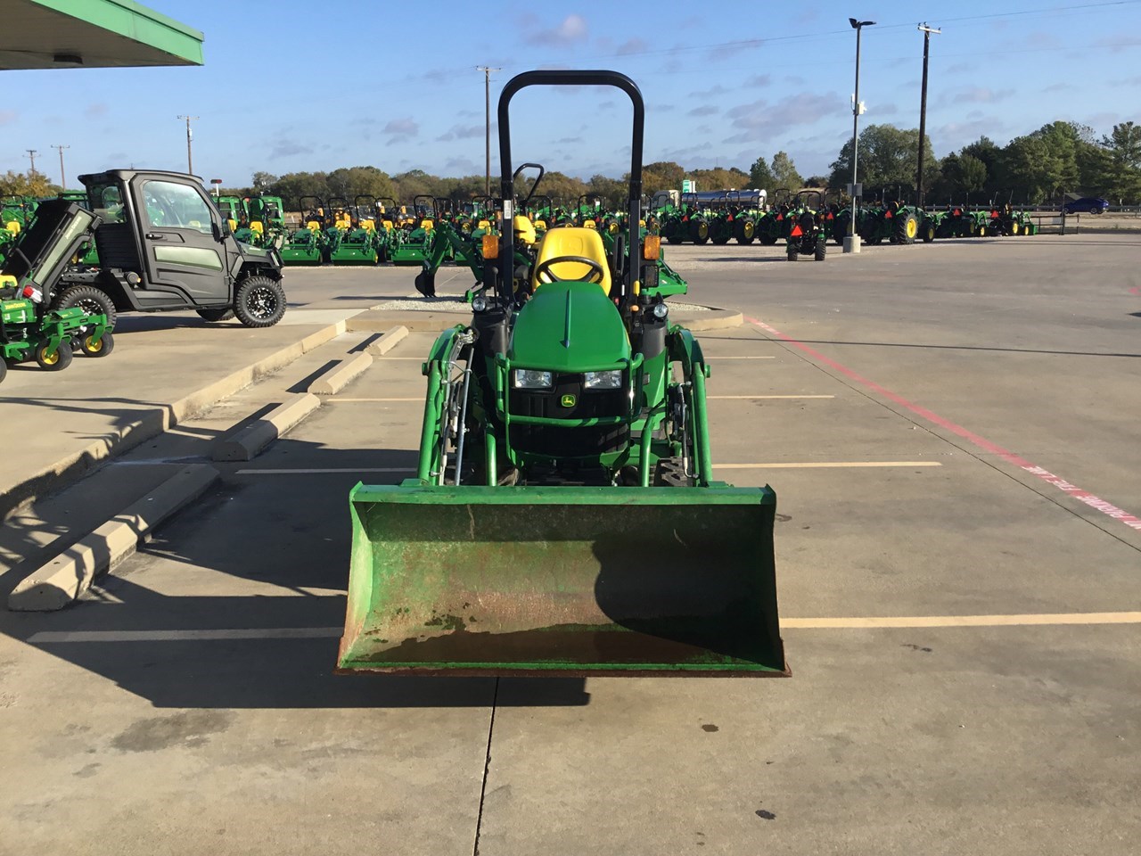 2020 John Deere 2025R Compact Utility Tractor For Sale in Ennis Texas