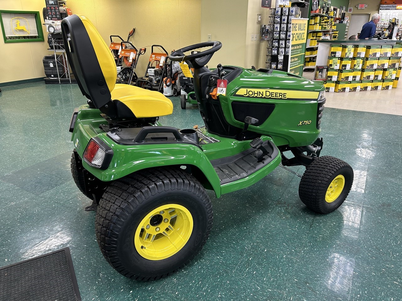 2023 John Deere X750 Riding Mower For Sale in Mansfield Ohio