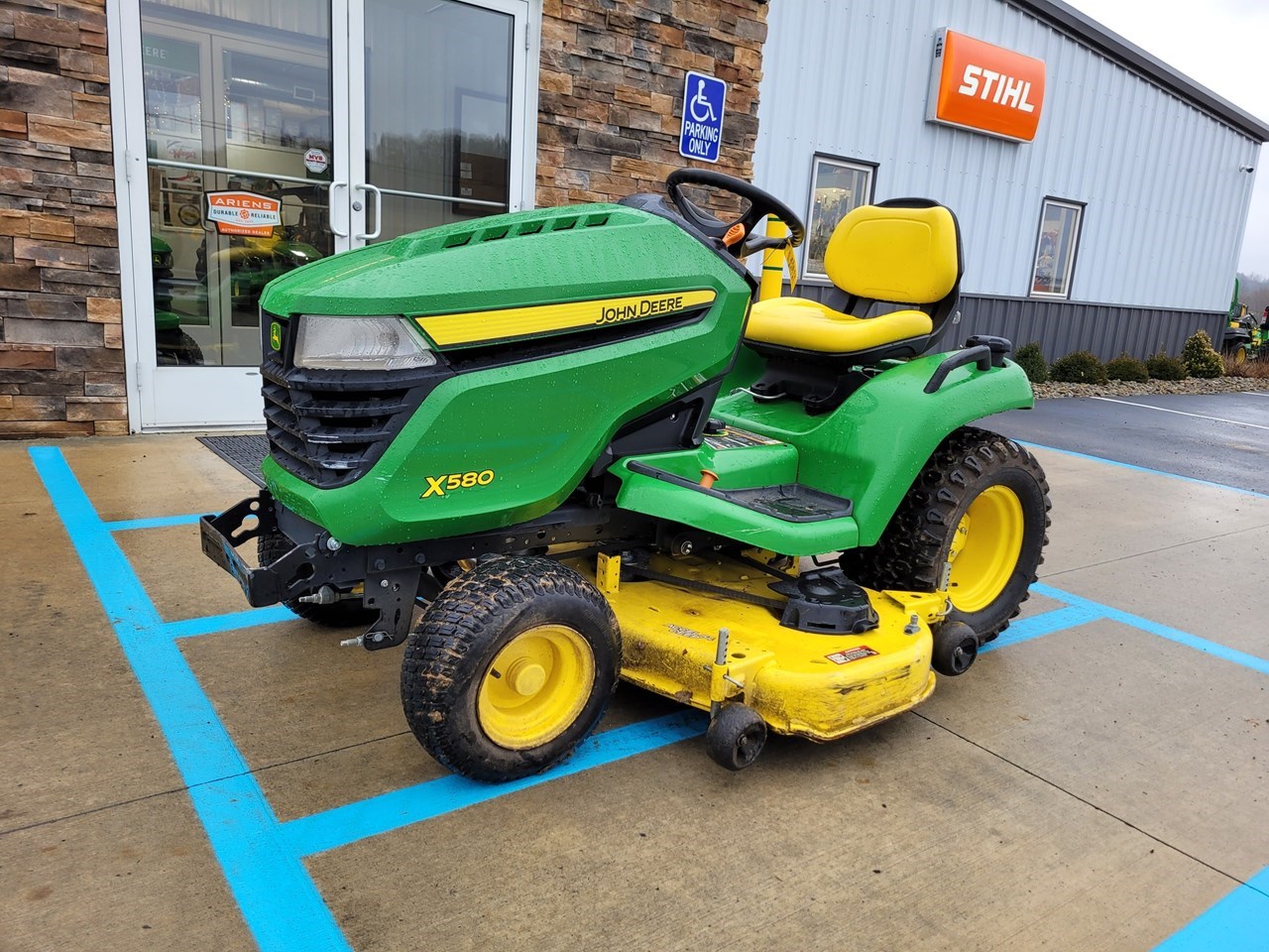 2019 John Deere X580 Lawn Mower For Sale