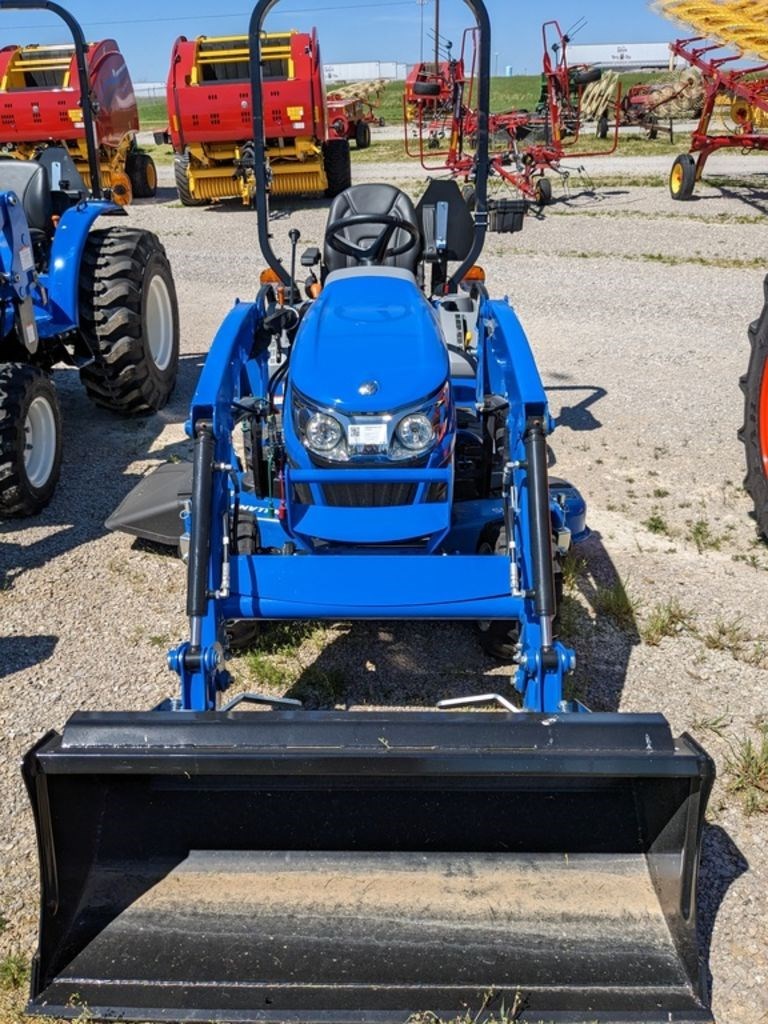 2023 New Holland Workmaster™ 25S Sub-Compact 25S Open-Air + 100LC L Image 2