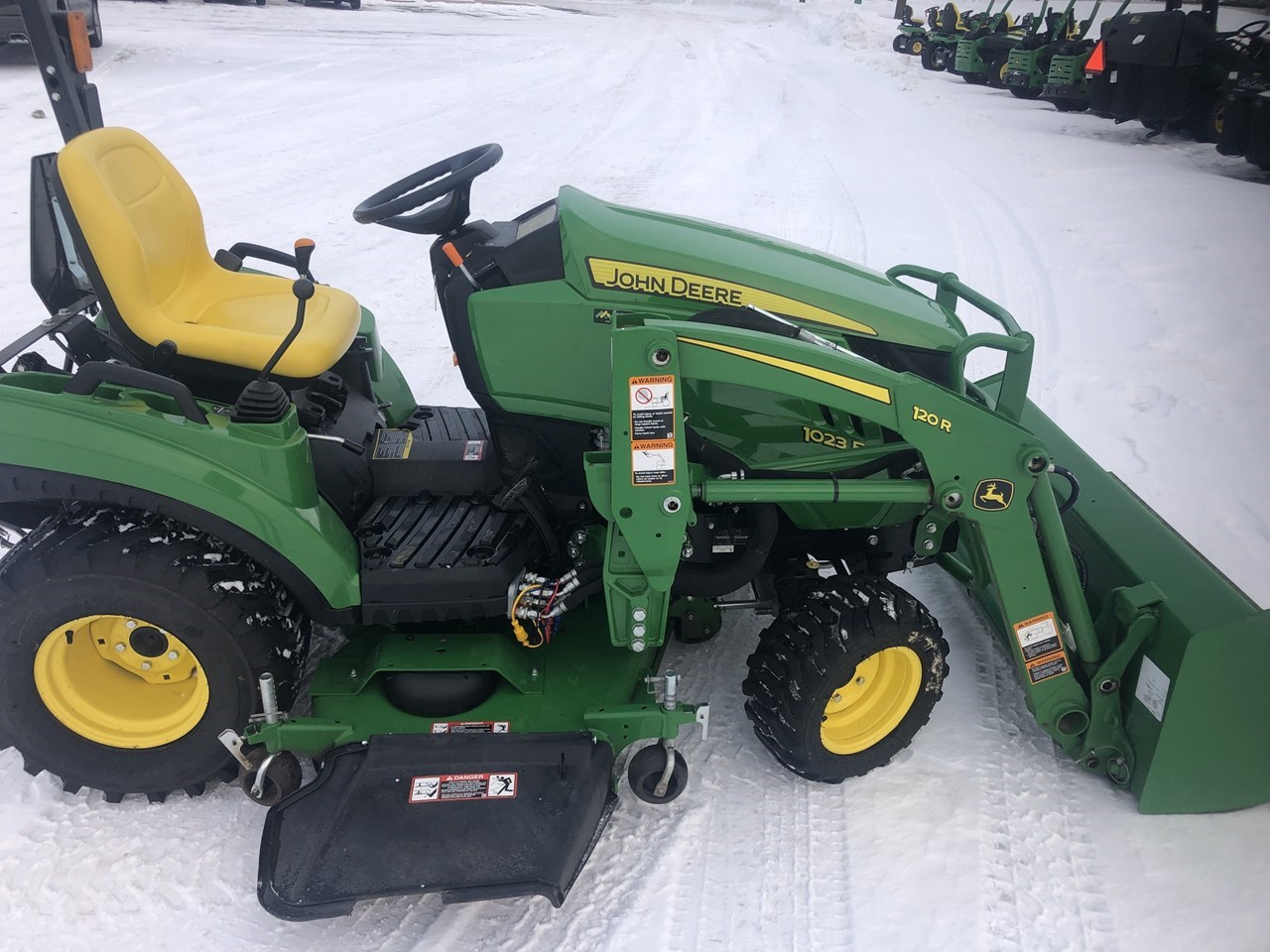 2020 John Deere 1023E Compact Utility Tractor For Sale in Sauk Rapids Minnesota