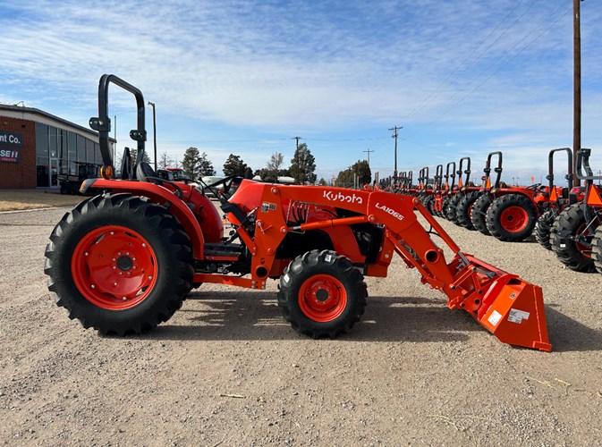 2023 Kubota MX5400DT Tractor For Sale